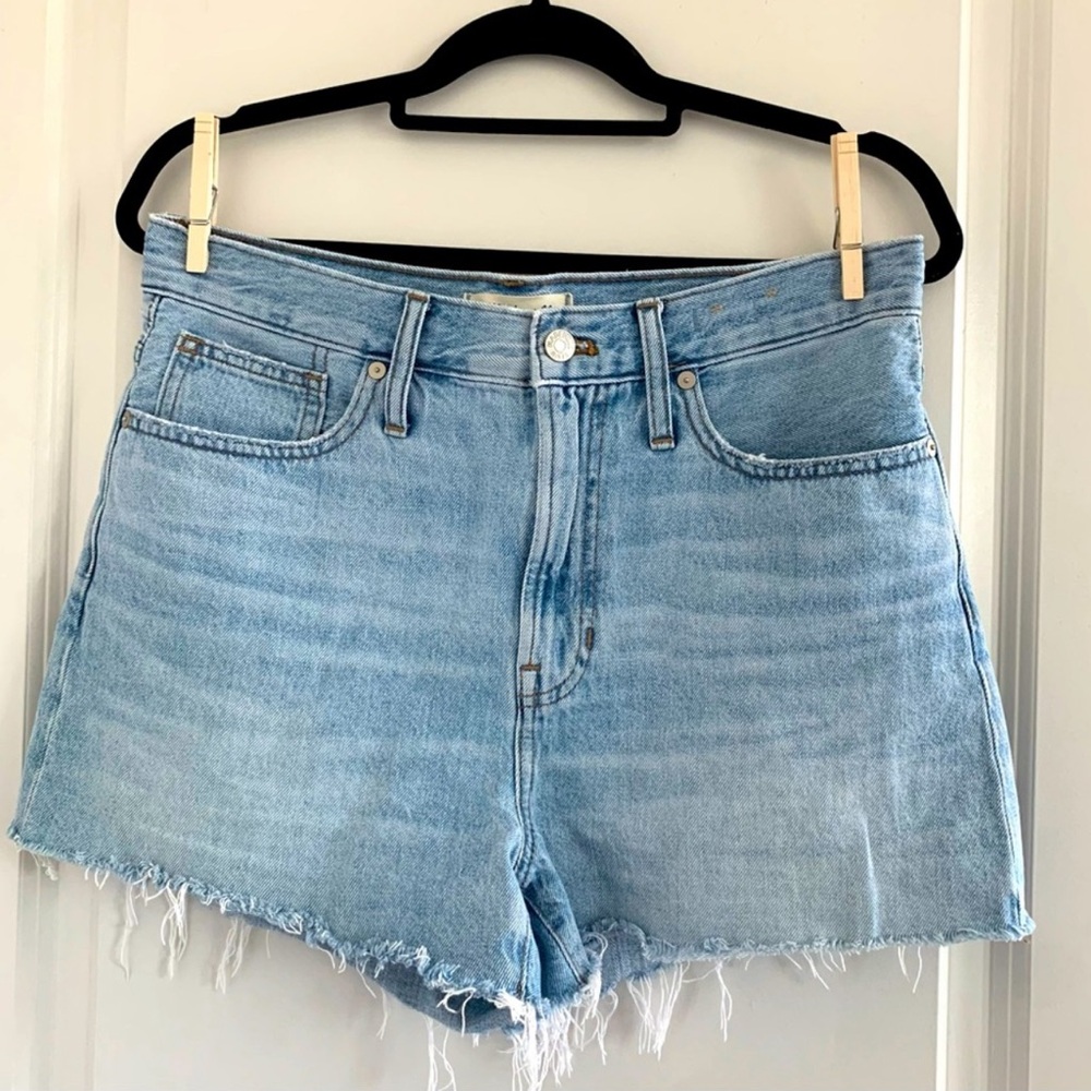 Madewell light wash perfect denim shorts